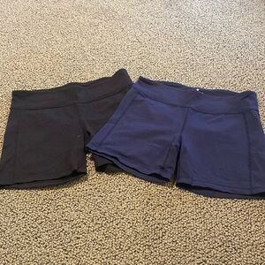 2 Pairs of Athleta Bike Shorts Black & Navy Blue Size Small in EUC